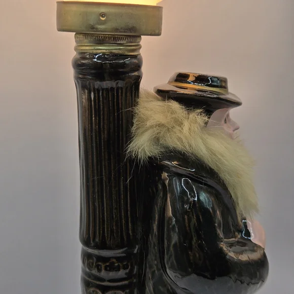Rare Vintage Enesco Japan Lighted Pub Skidoo Sign Ceramic Lamp Post Musician - Picture 10 of 16